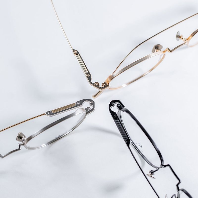 Knouun Round titanium glasses CODE. 102. B Silver N Gold