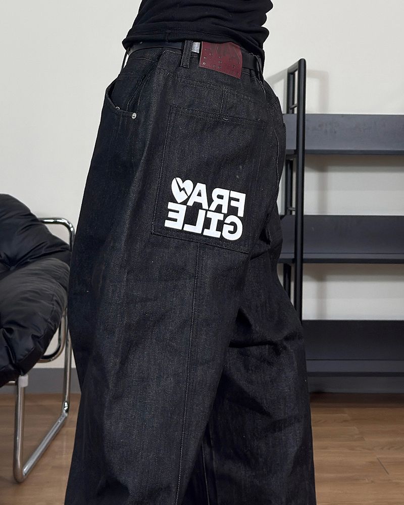 Vector graphic wide denim pants