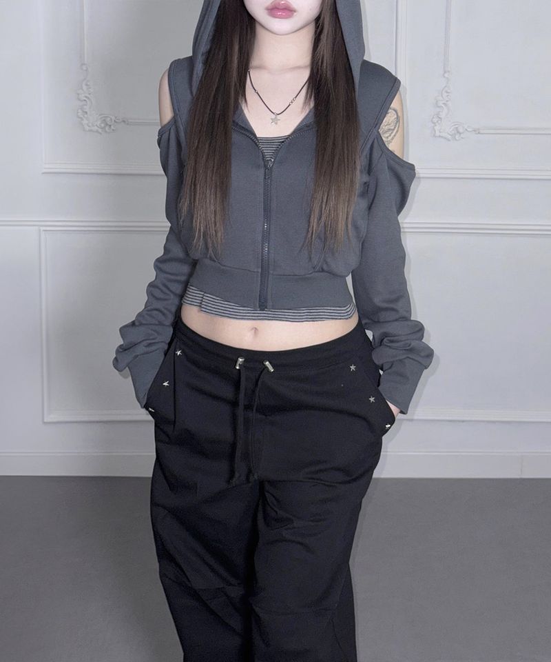 meego(ミーゴ)の「Slot Off-Shoulder Hoodie (2colors)(Tops)」