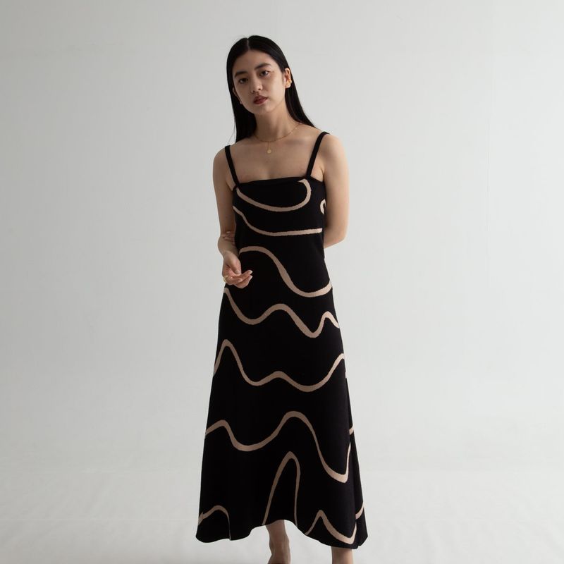 Wave pattern knit one piece