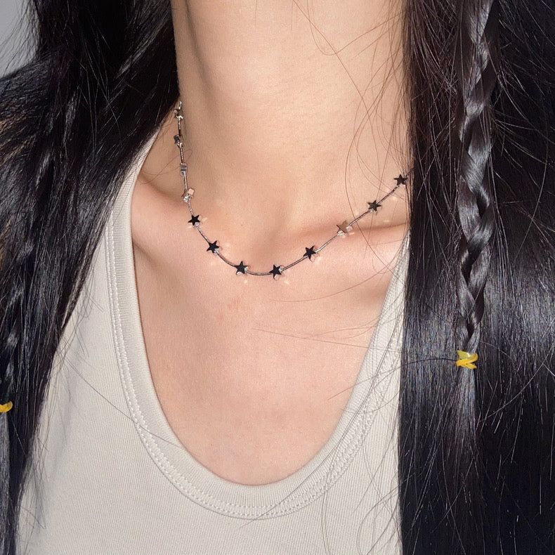 Mini star***point necklace