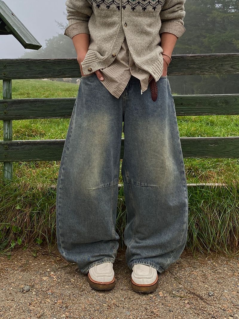 SSROOM(エスエスルーム)の「Hearts Curved Dart Denim Pants 3 Colors(Pants)」