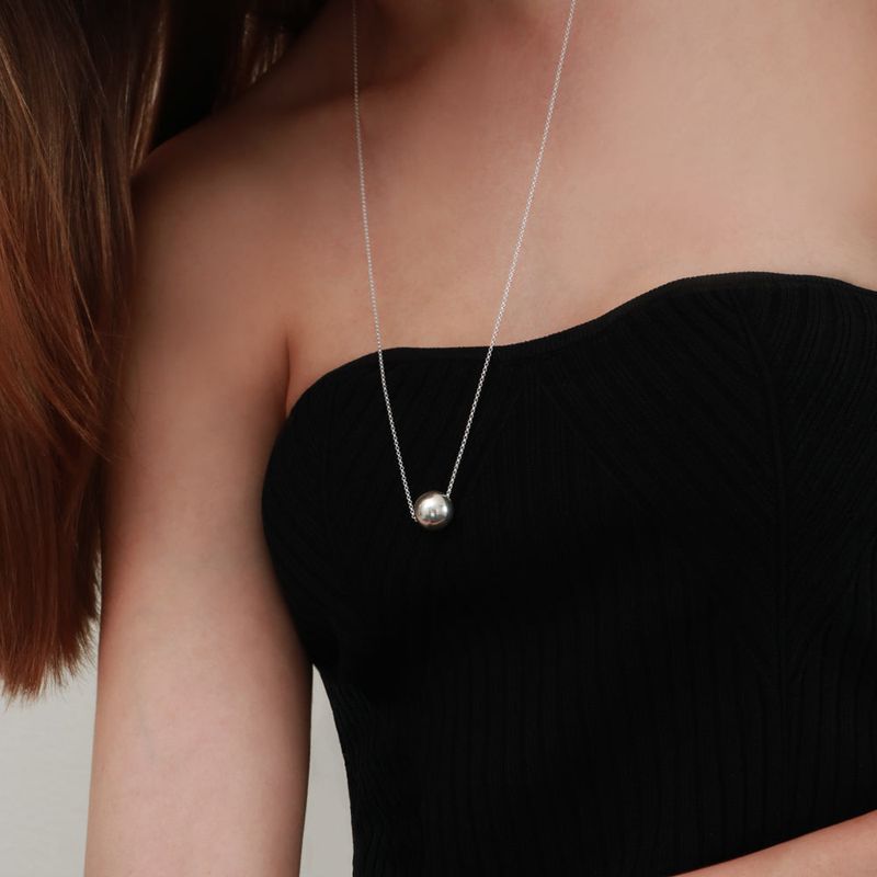 Less is more（レスイズモア）の「ボールロングネックレス（アクセサリー）」