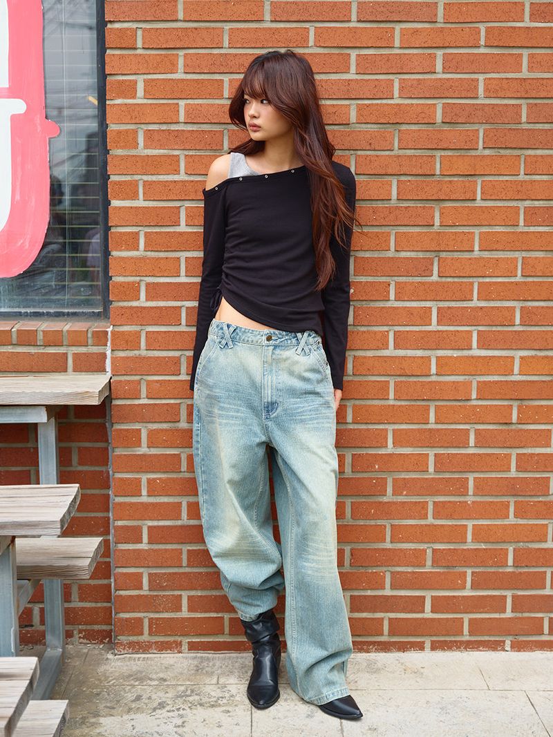 EYELET OFF SHOULDER L/S BLACK