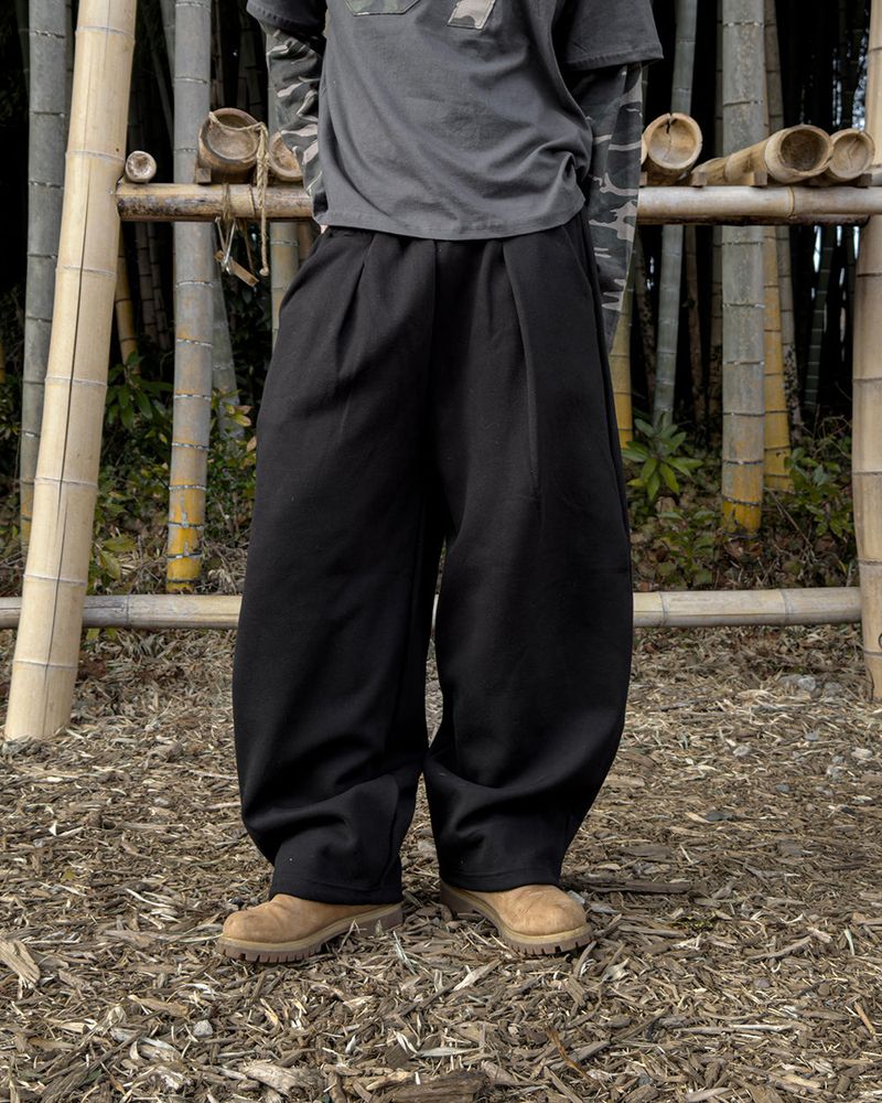 UA カモパッチワイドスウェットパンツ