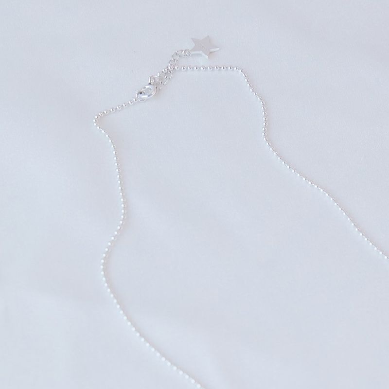 one-colored 90's star necklace