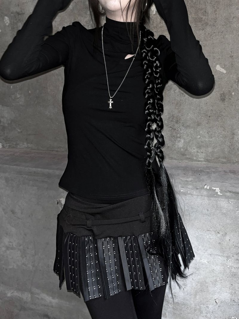 diagonal cut-out half neck T
