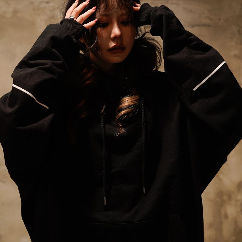 Prometheus (wide overfit hoodie)