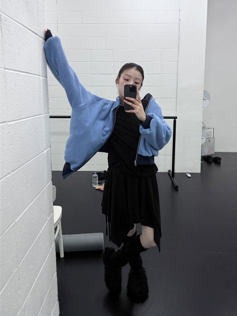  DUAL HIGH NECK JUMPER