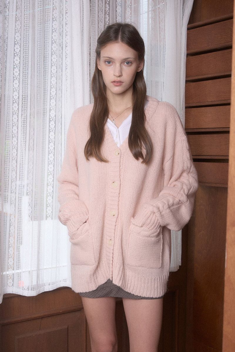 Bellialeu（ベルリアル）の「Sugar cable cardigan  （Tops）」