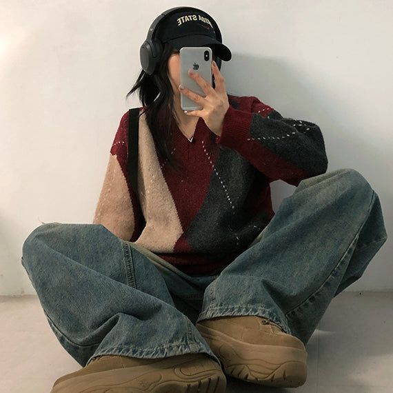 Seonan Argyle Over V-Knit
