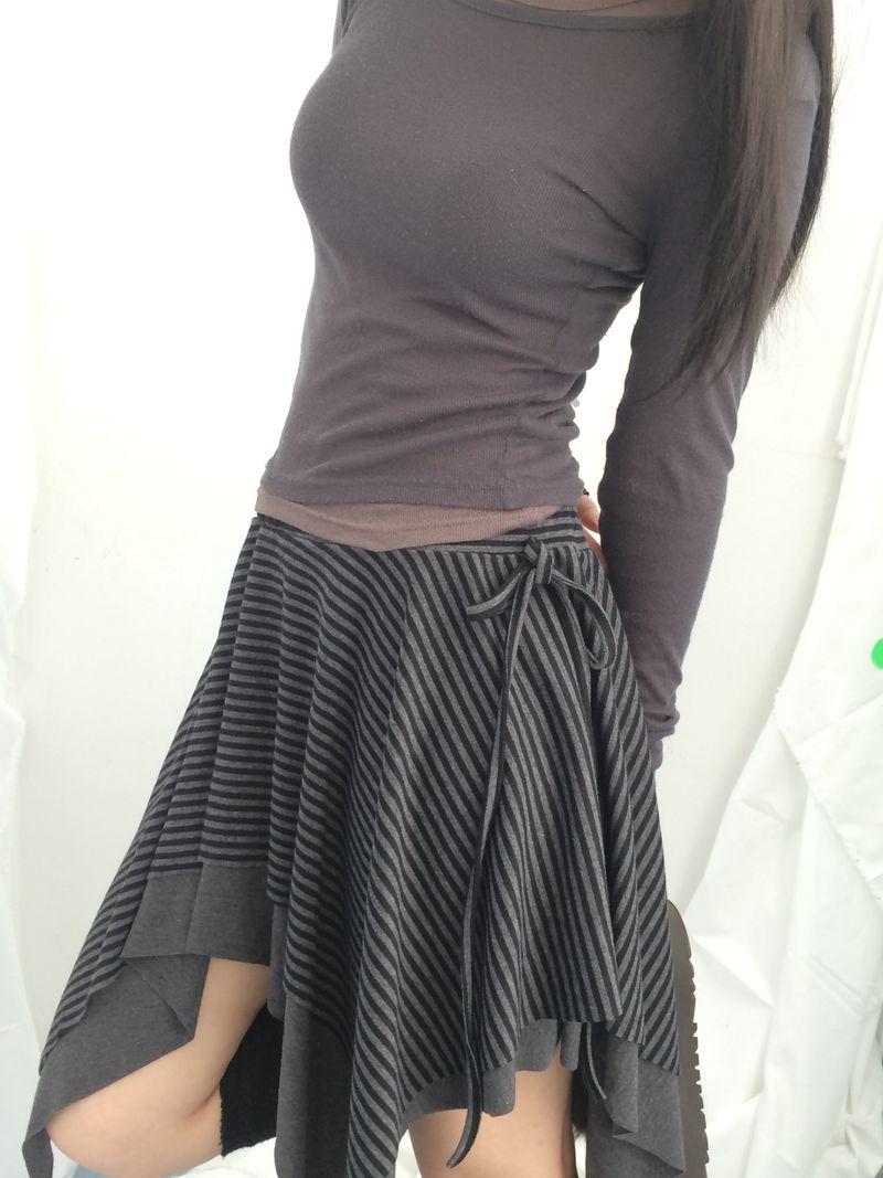 stripe ribbonline wave skirt