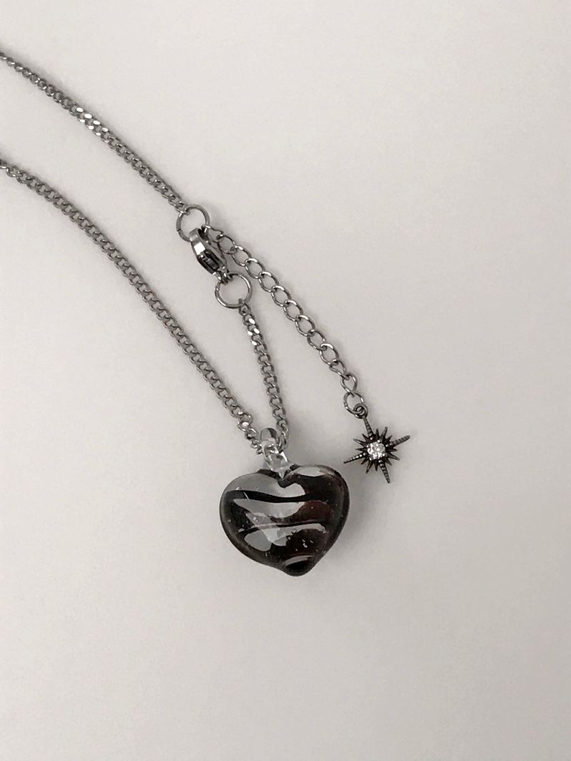 OFUSE（オヒューズ）の「dark heart necklace（Accessories）」
