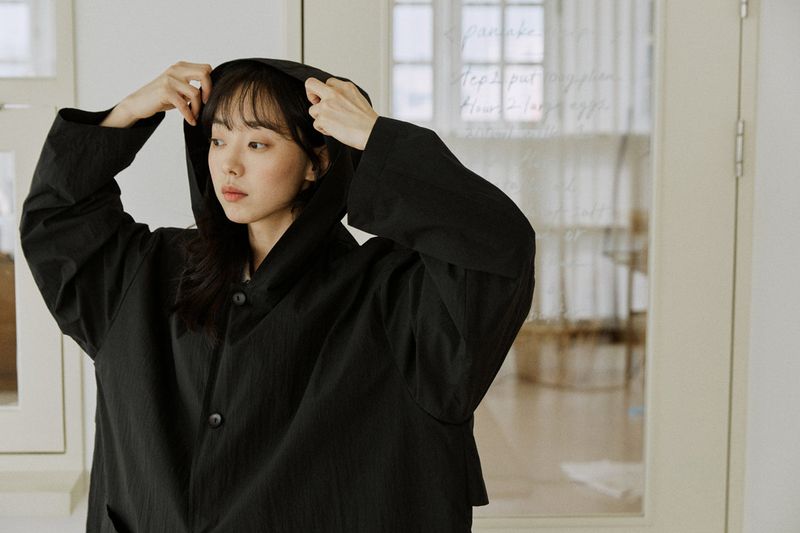 unisex long hood coat black
