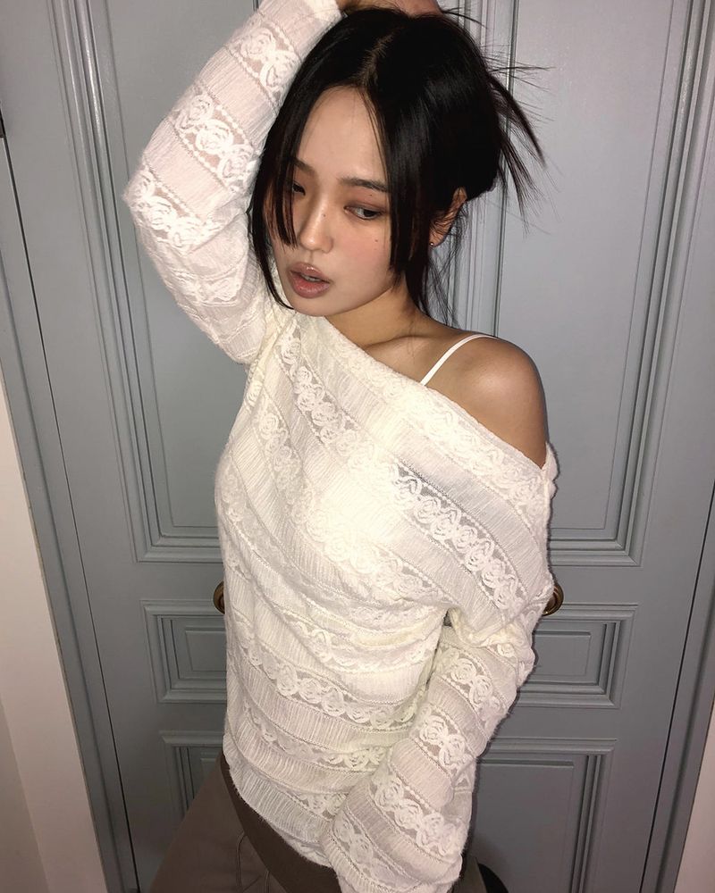 WONDER WONDER（ワンダーワンダー）の「ヌレフリースレースオフショルダーTシャツ（トップス）」
