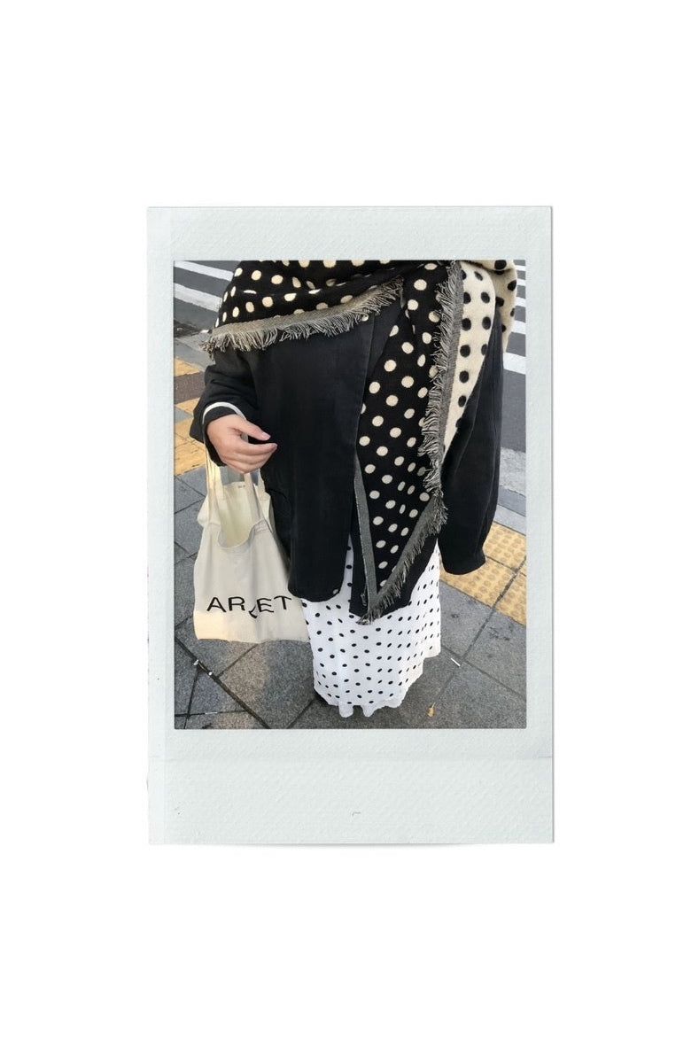 Orb(オーアルビー)の「Dot triangle shawl muffler(Fashion Accessories)」