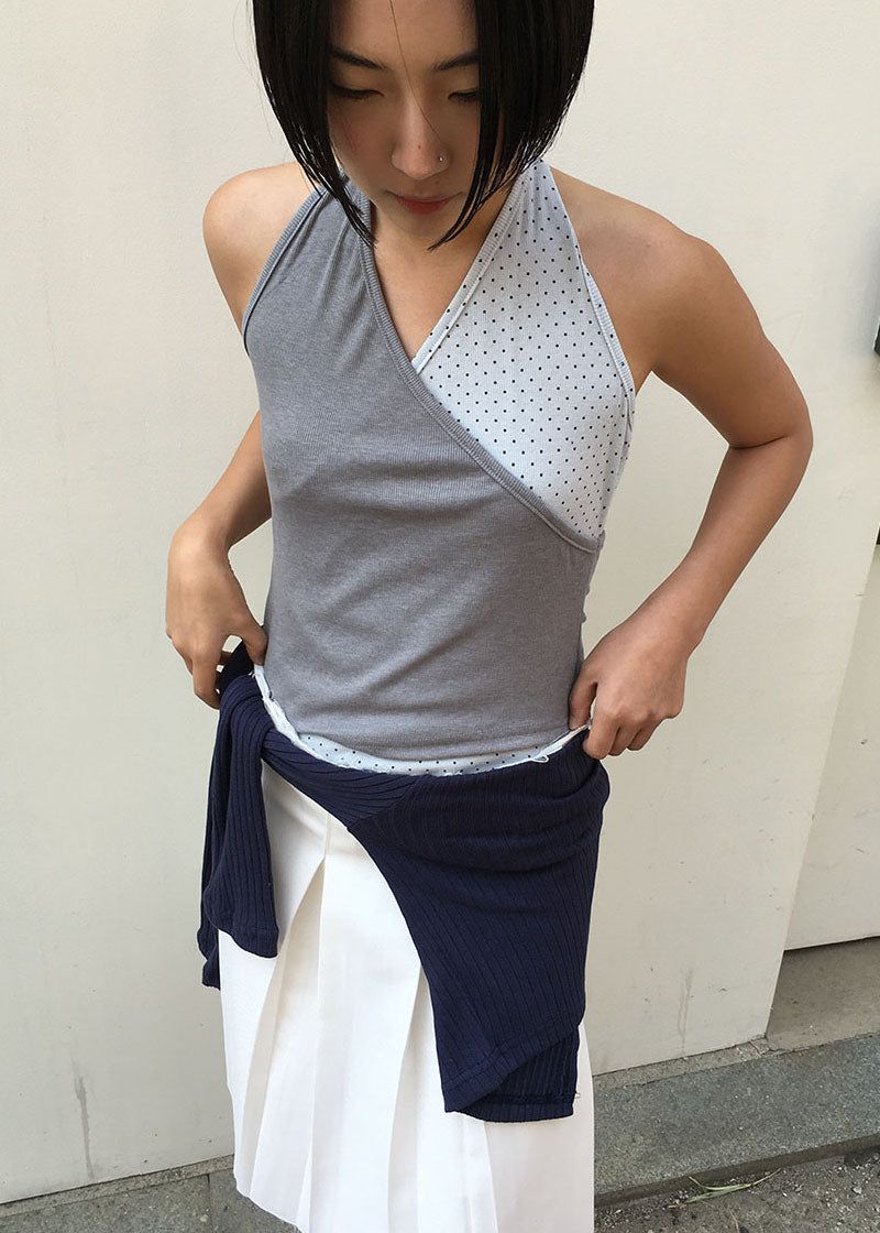 eon（イオエン）の「DOT HALTER SLEEVELESS（Tops）」