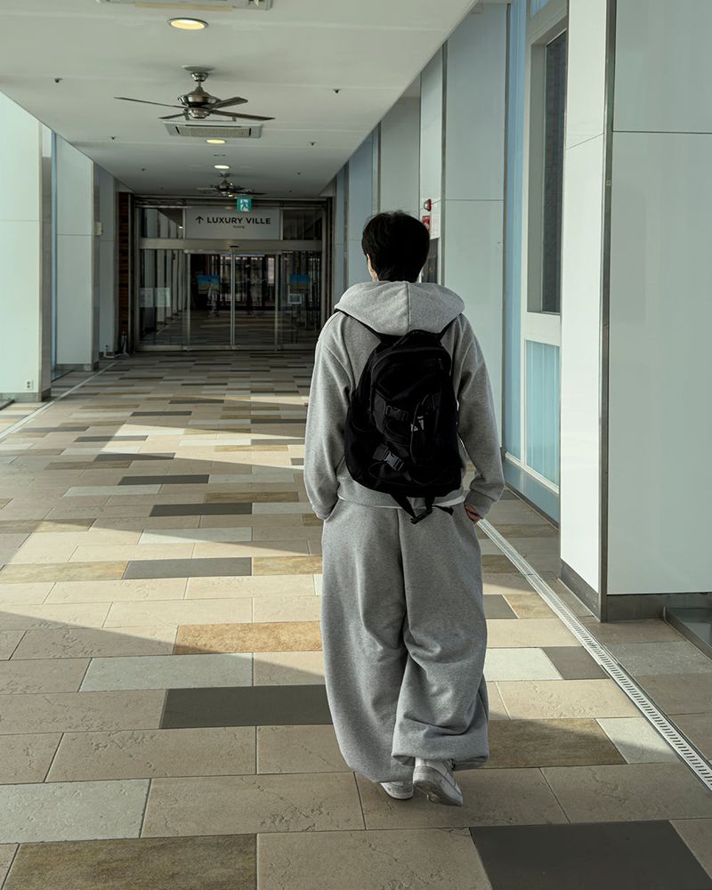 DR Wide Sweatpants