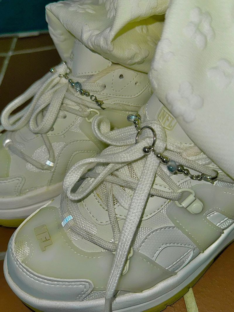 Pierced custom shoes charms (2set)