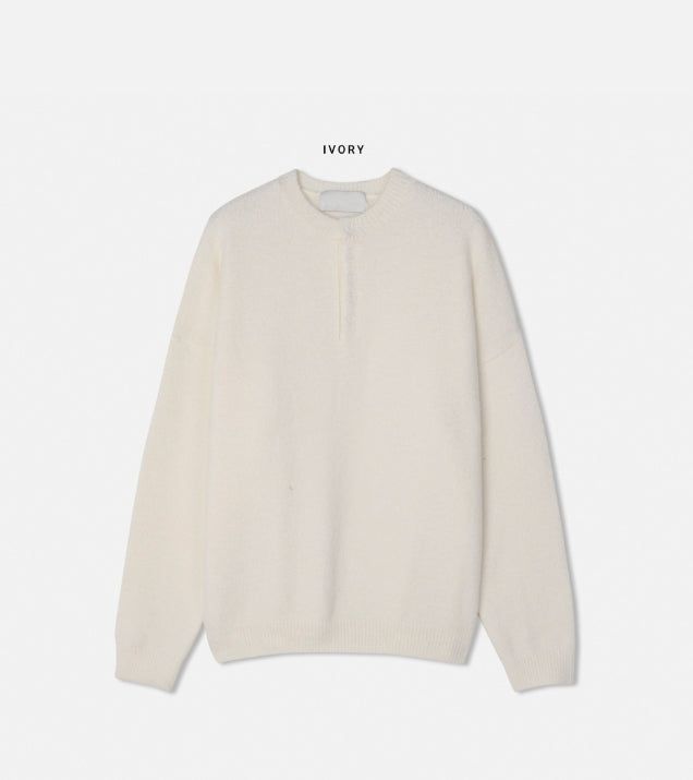Levon Basic Henley Neck Knit