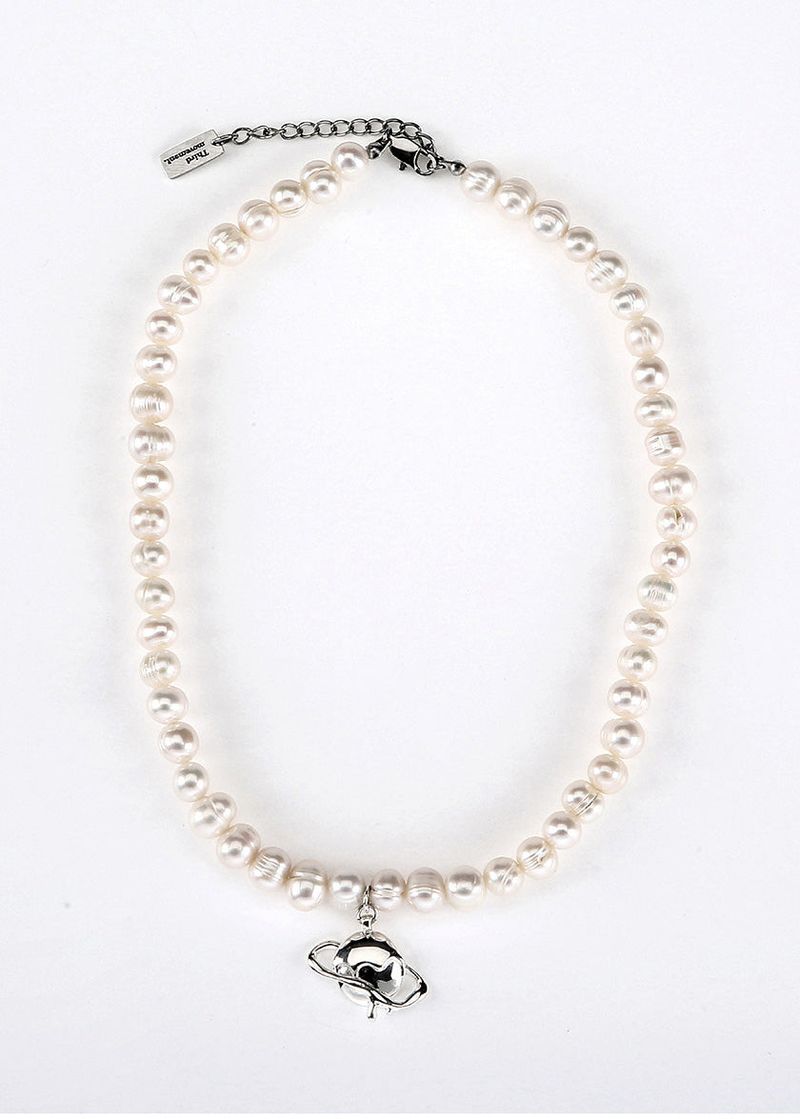 Emblem Pearl Necklace