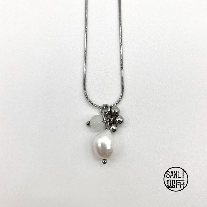 Cluster drop necklace