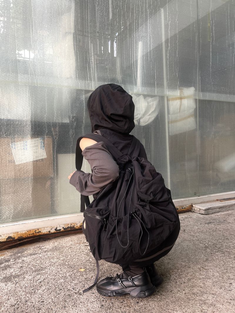 shoulder slit wind anorak hood