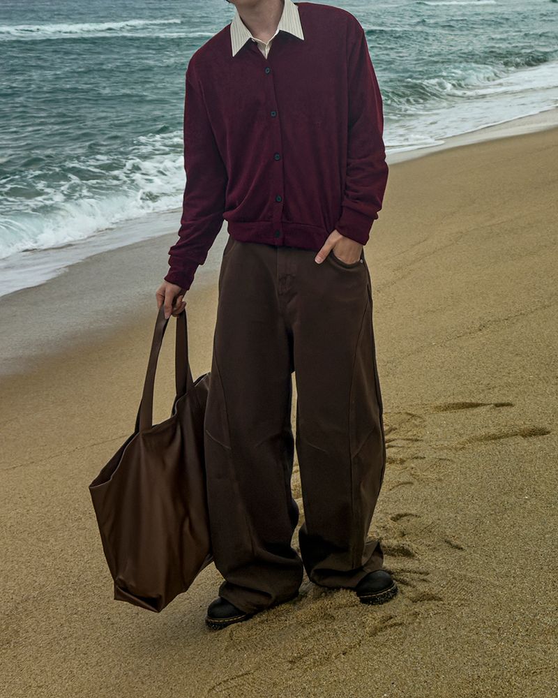 Orbit cut wide cotton pants