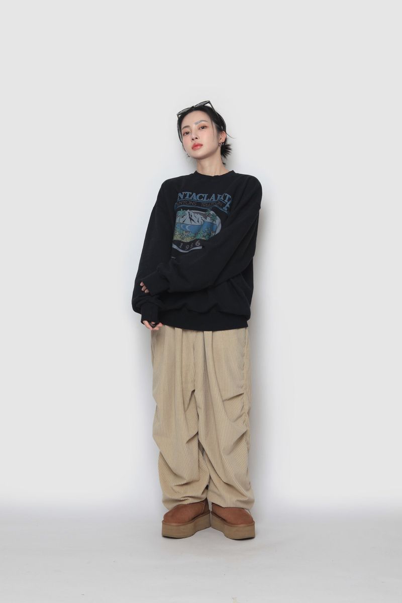 Santa Clarita sweatshirt