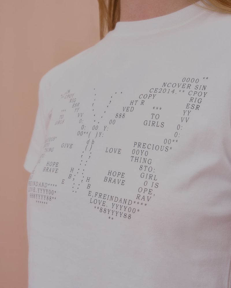 TEXT BUTTERFLY CROP TSHIRT-WHITE