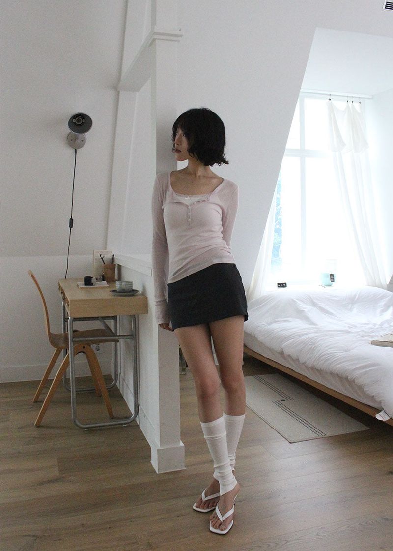 LOW MINI SKIRT