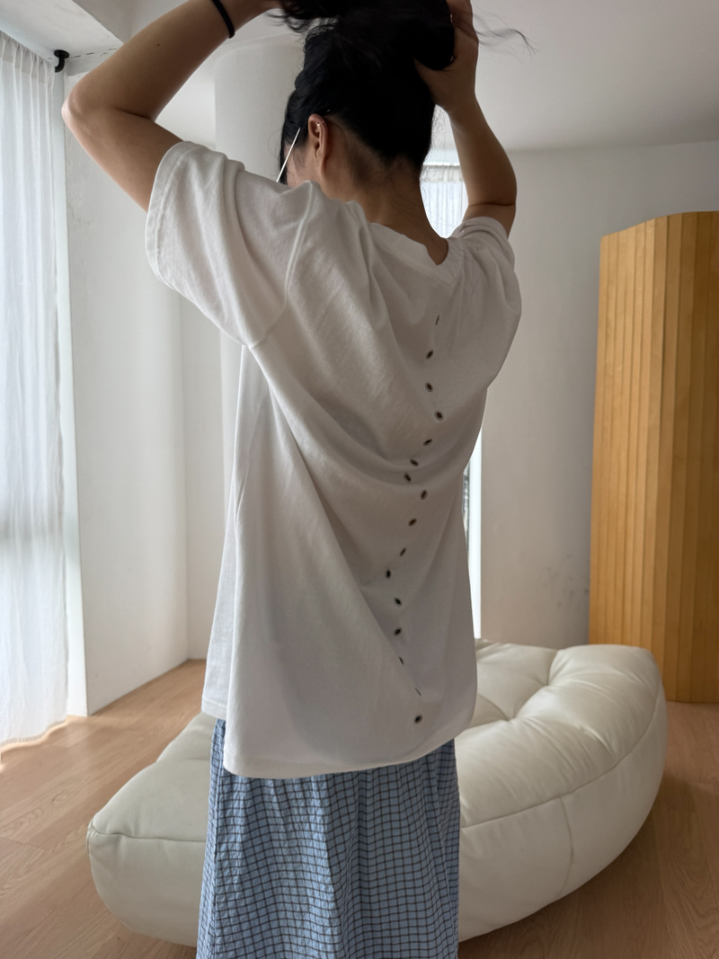 back eyelet T