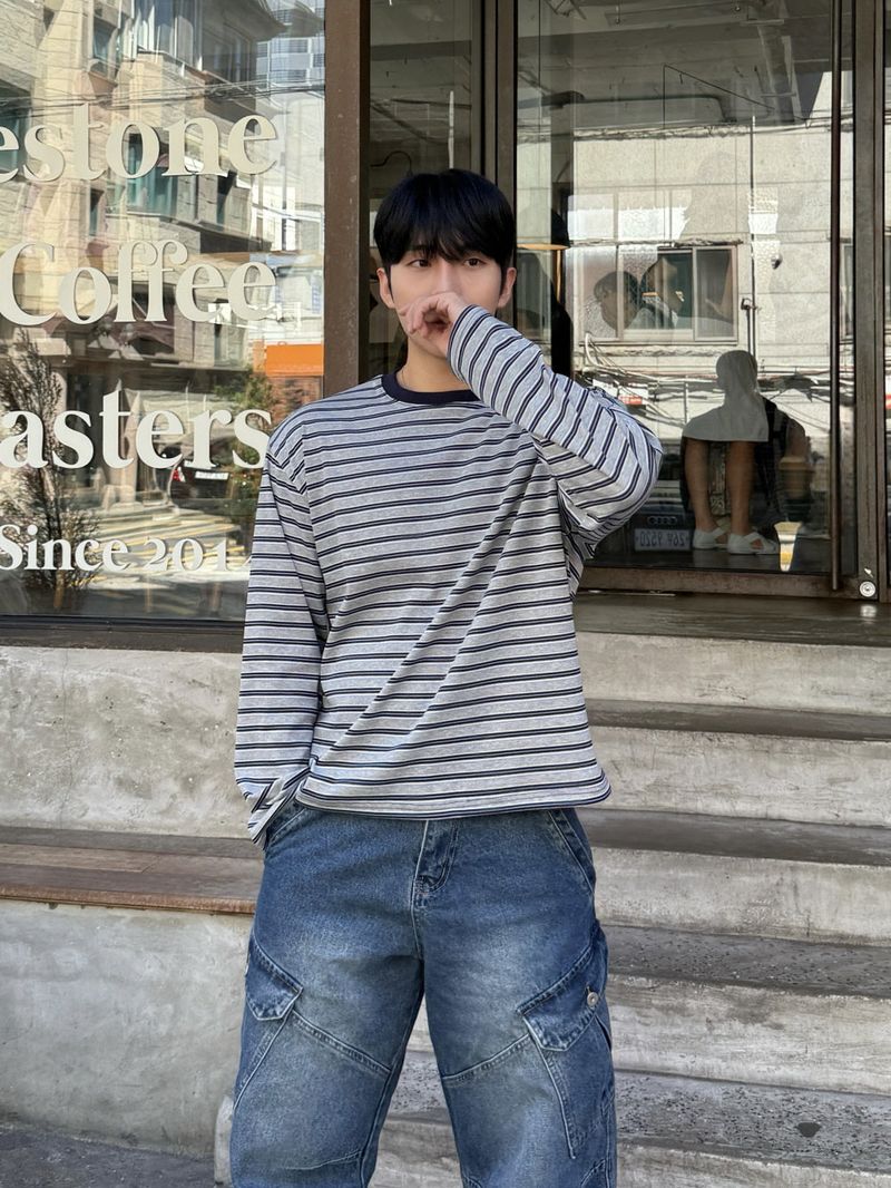 With crop stripe long-sleeve tee