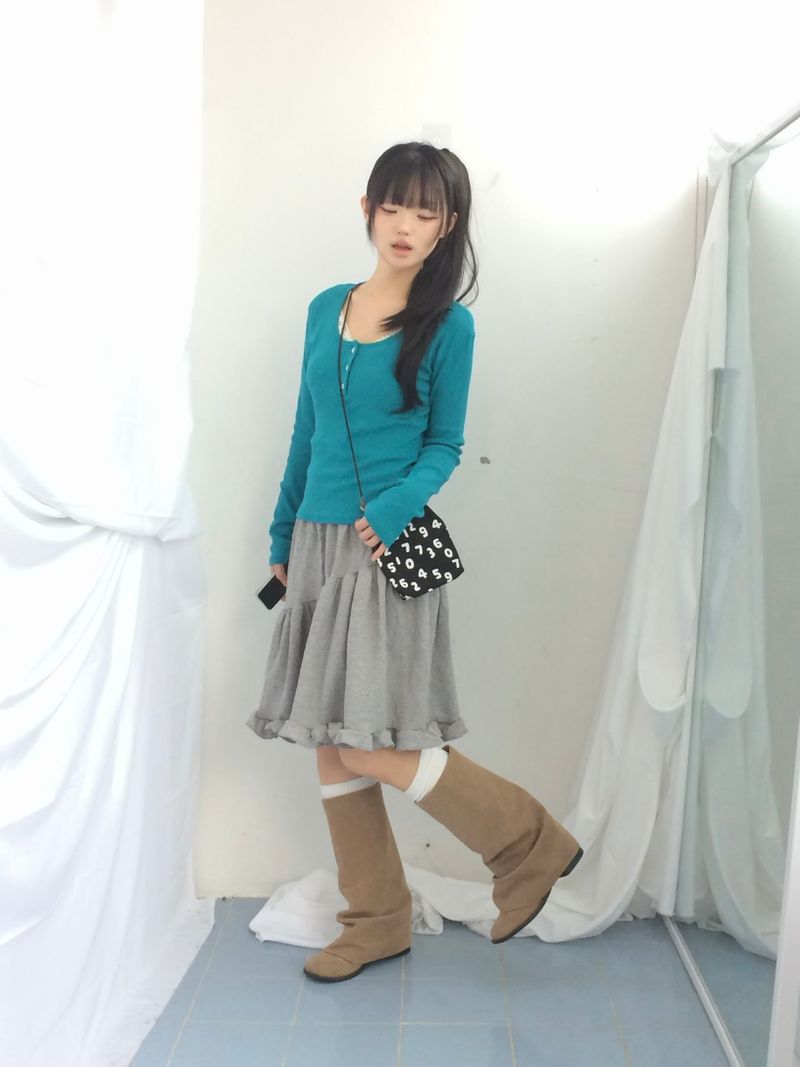 Flare cotton incision skirt