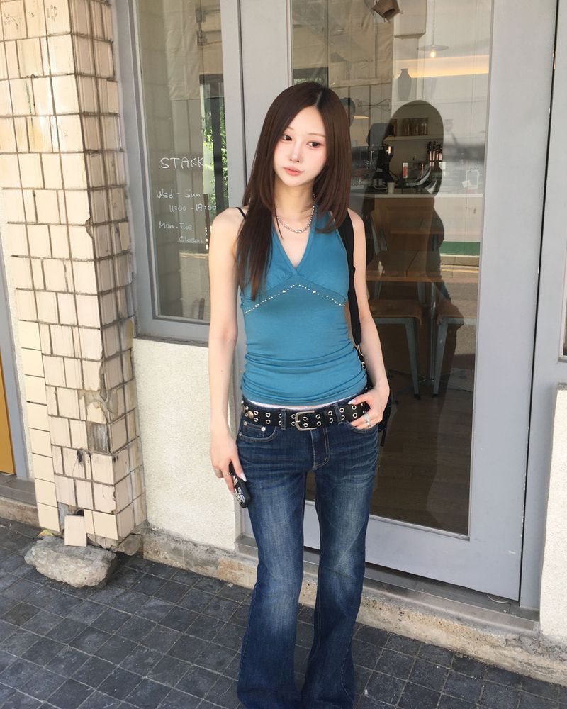 Blue washing boots cut pants
