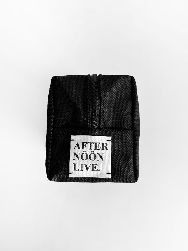 Afternoonlive Square Pouch (Black)