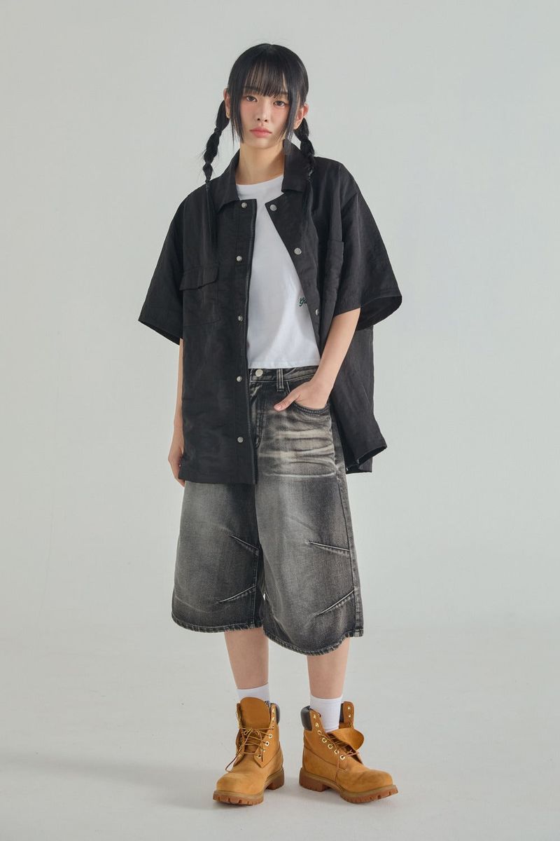 GUBIN（グビン）の「(W) ウォッシングダーツバミューダパンツ（パンツ）」