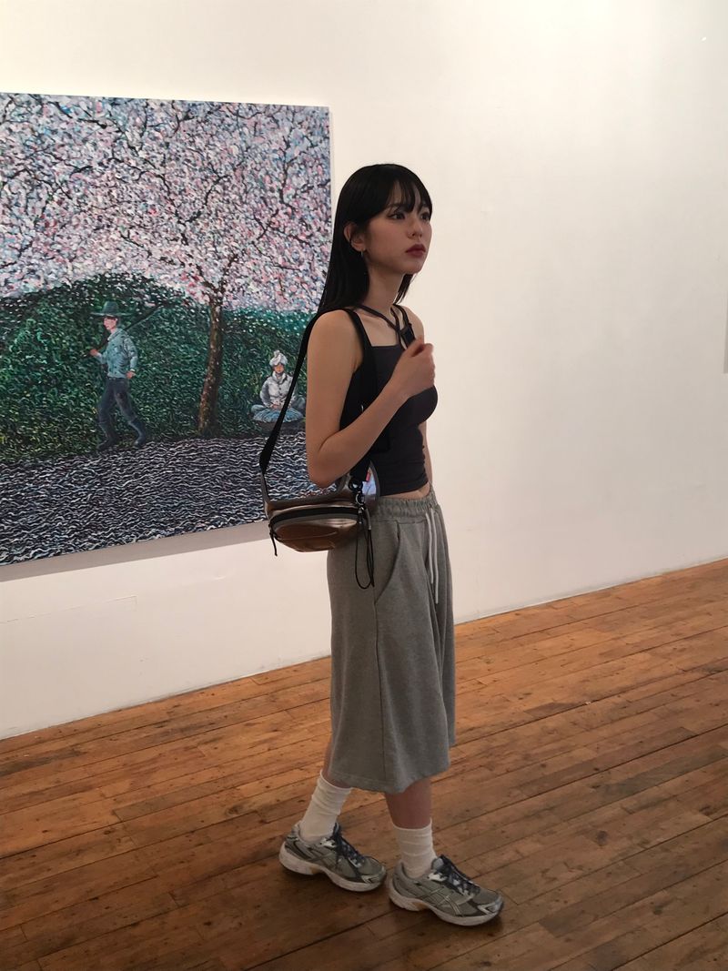 Twin layered sleeveless
