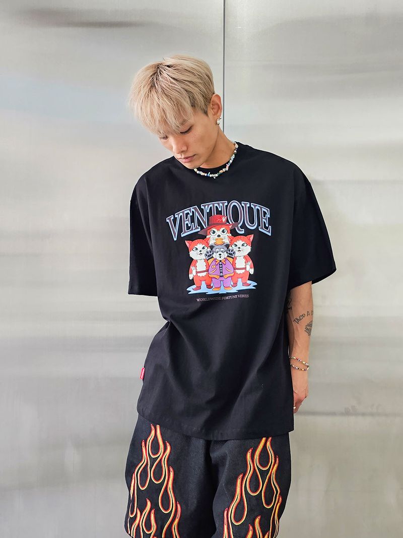 VENTIQUE(ベンティーク)の「VENTIQUE Three Cat Musketeers T-shirt 5color(Tops)」