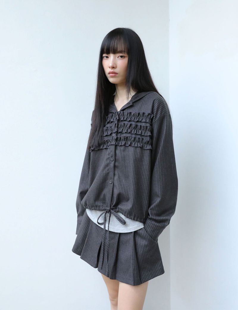 STRIPE RUFFLE HOODED SHIRT(CHARCOAL)