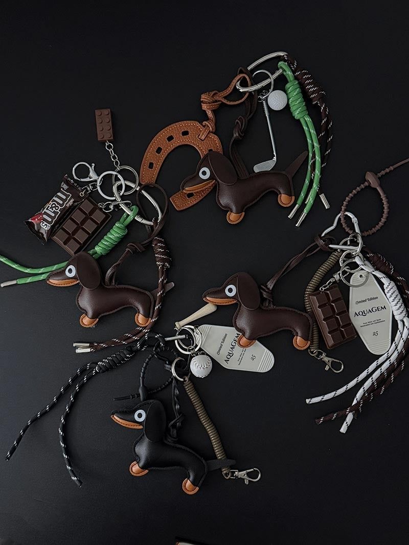 ASCLO(エジュクロ)の「Dachshund Charm Leather Key Ring (4type)(Toys/Key Holders)」