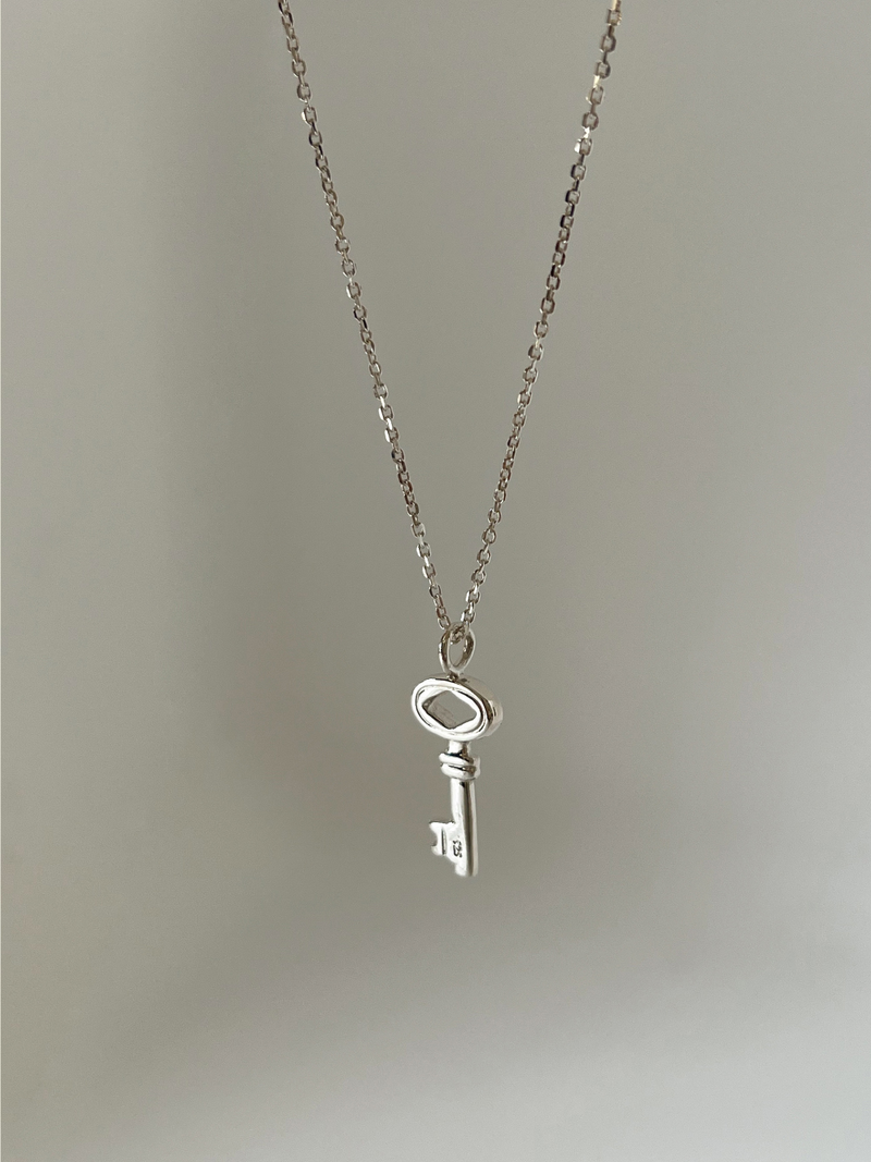 Key of heart necklace (silver)