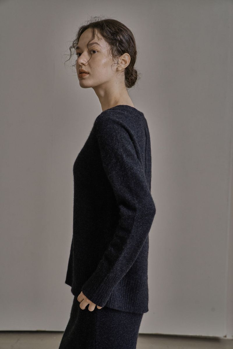 WOOL V-KNIT_CHARCOAL