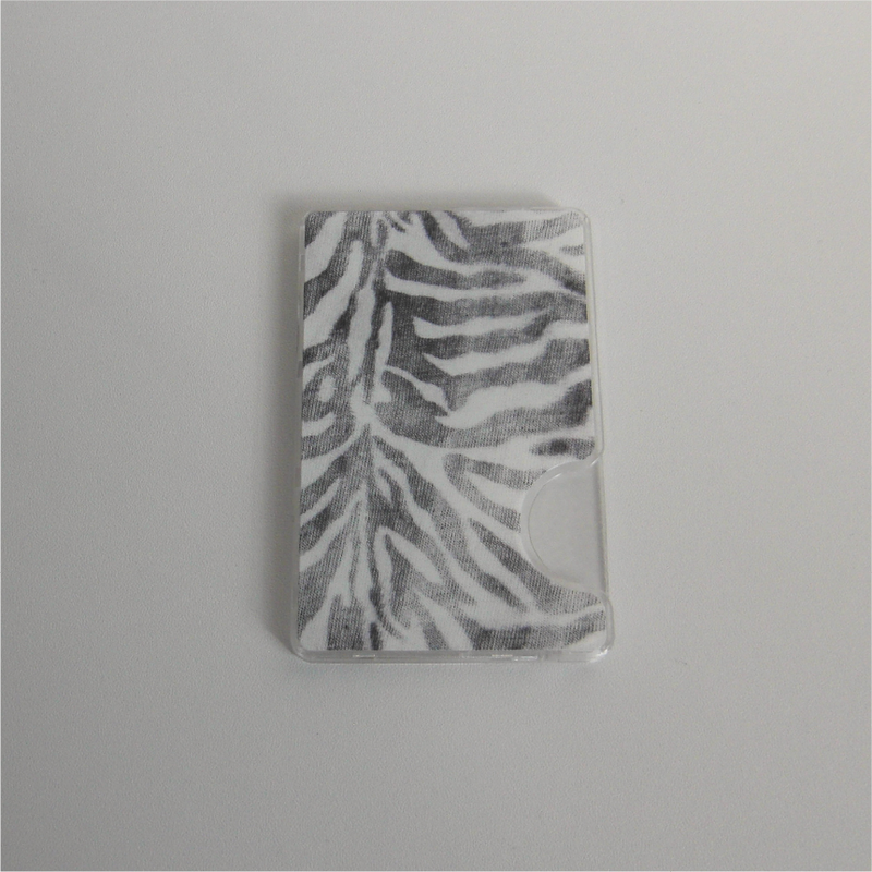 [MADE] zebra magsafe card holder (gray)