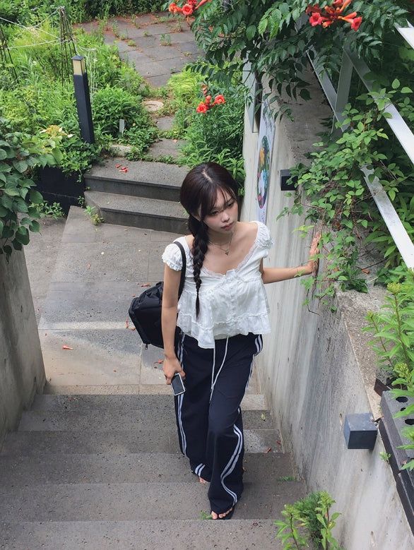 Deumyo Color Matching Track Nylon Banding Wide Pants
