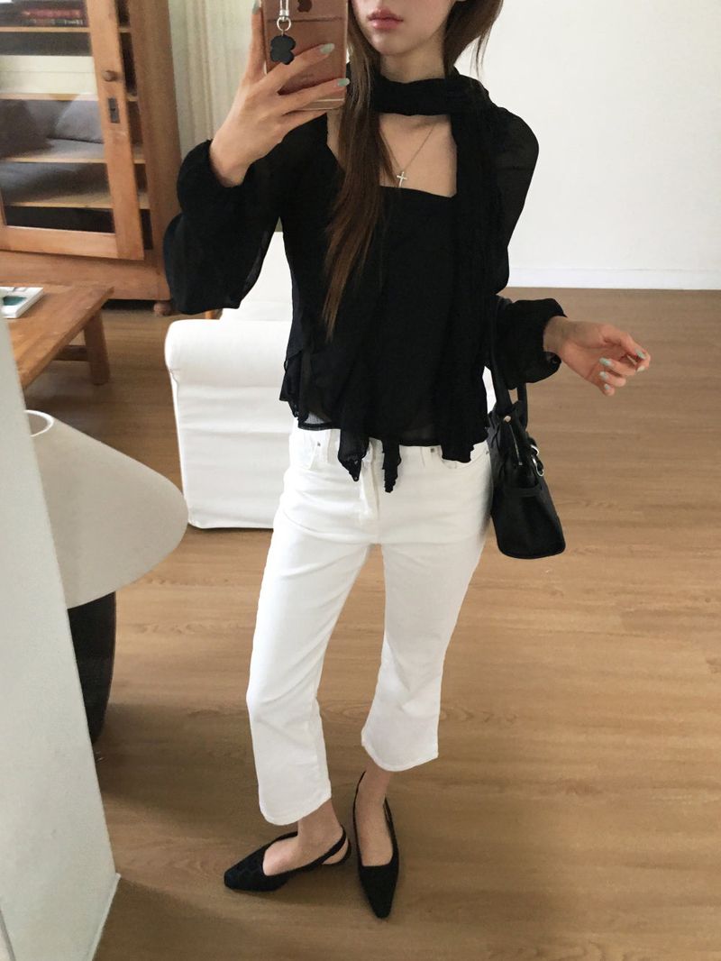 Yeonhwa Blouse