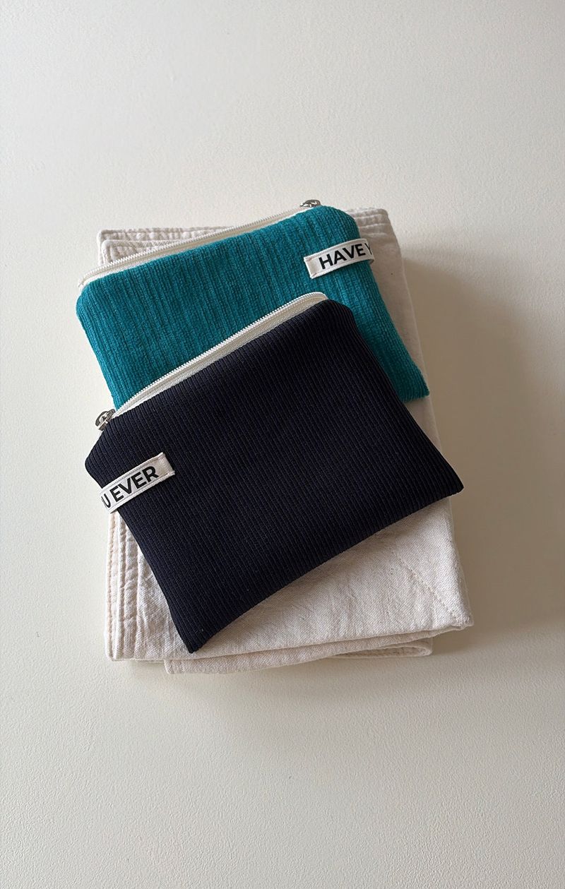 Ribbed flat pouch - navy , S size