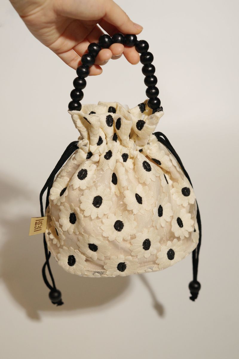 poppy bucket bag_petit_white flower