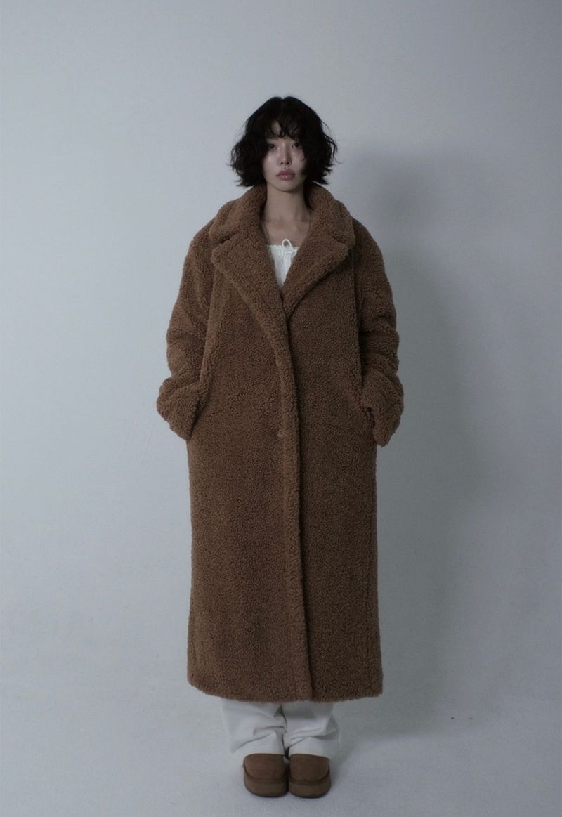 PALEJADE（ペールジェイド）の「Maxi Fleece Padded Coat - Poodle Brown（Jackets/Outerwear）」