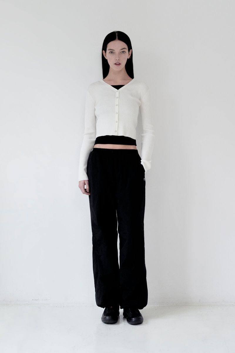 KIRSH PLAIN V NECK SLIM CARDIGAN [WHITE]